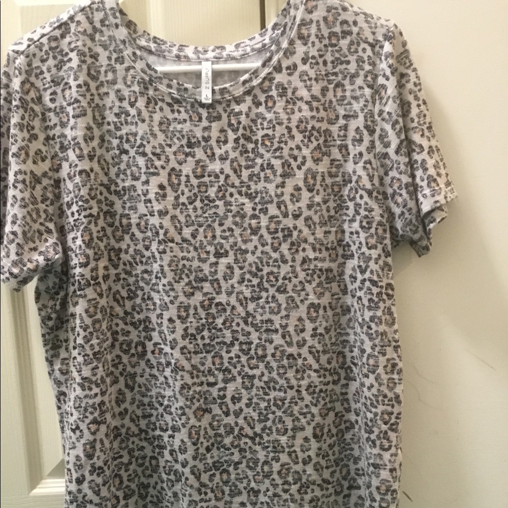 Large leopard print top